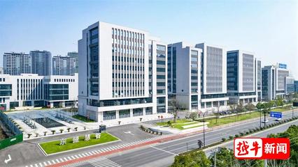 步履不停！绍兴集成电路设计产业 从“芯”出发，向世界阔步迈进